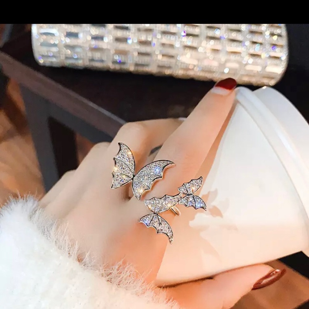 Silver butterfly adjustable ring - Picture 2 of 9